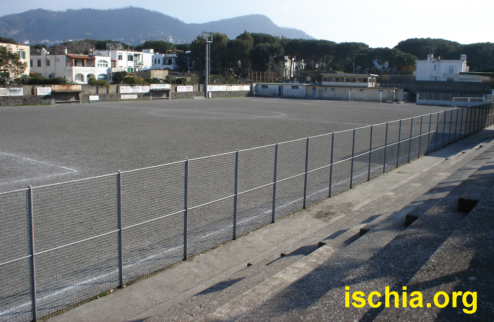 Campo di calcio Rispoli